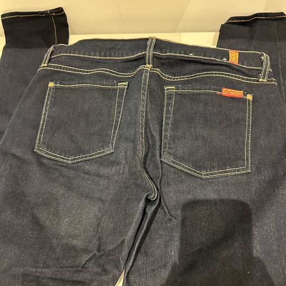 7 for All Mankind, lightly worn and the perfect dark denim wash! - Picture 5 of 5